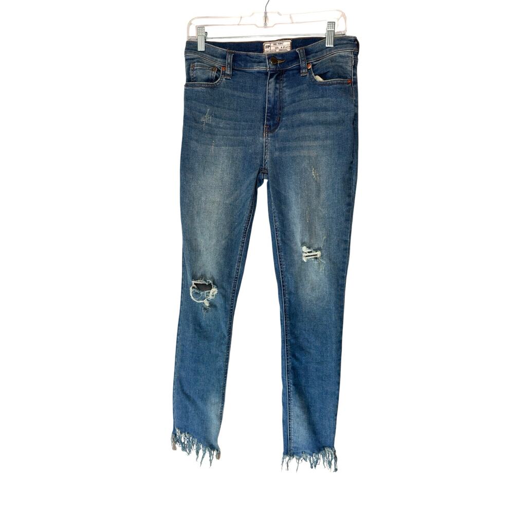 Free People Distressed Sky Wash Great Heights Frayed Skinny Leg Jean Size 27‎